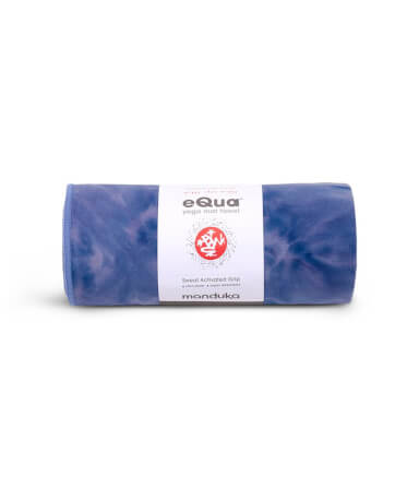 ผ้าปูทับเสื่อโยคะ Manduka รุ่น eQua® สีฟ้าลาย (72
